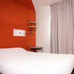 מלון Ibis Budget Perigueux בולזאק